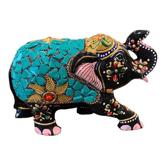 Elephant Figurine - Picture 5 of 7